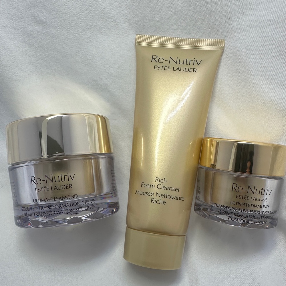 BRAND NEW! Estee Lauder Re-Nutriv Bundle